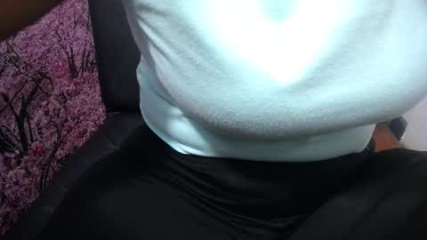 Snapshot of pervert_suseth chatting on October 19, 2025, 4:18 pm Suseth online show from October 19, 2025, 4:18 pm