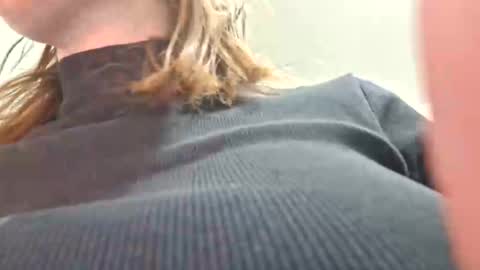 Lisa -  online show from January 15, 2025, 3:50 pm