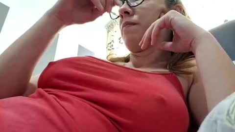 Lisa -  online show from February 20, 2025, 11:09 am