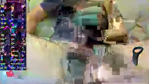 Snapshot of petardo_ chatting on December 23, 2024, 10:10 am Petardo online show from December 23, 2024, 10:10 am