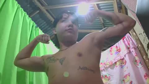 Snapshot of peteresmitd17 chatting on December 16, 2025, 3:11 am peteresmitd17 online show from December 16, 2025, 3:11 am