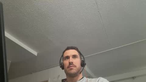 Snapshot of peterskinny24 chatting on November 5, 2025, 6:52 pm ttps VF8L9ABFMref wl share online show from November 5, 2025, 6:52 pm