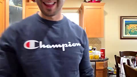 Snapshot of peteypete204 chatting on February 1, 2025, 8:16 pm peteypete204 online show from February 1, 2025, 8:16 pm