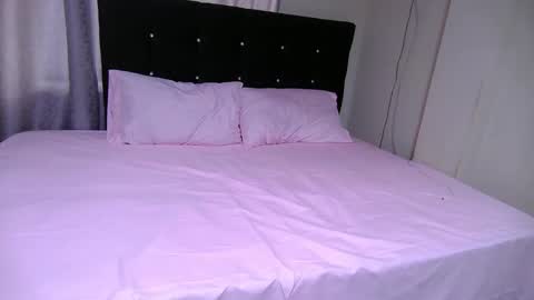 Snapshot of petite_paola chatting on January 3, 2025, 6:46 pm petite paola online show from January 3, 2025, 6:46 pm