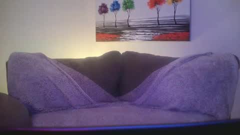 Snapshot of petite_treat_ chatting on December 30, 2024, 9:37 am petite treat online show from December 30, 2024, 9:37 am