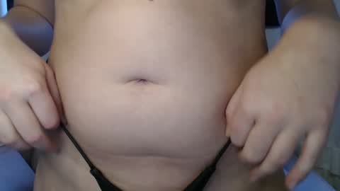 Bella online show from February 5, 2025, 10:12 pm