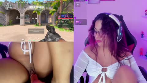 Snapshot of petitesofia_ chatting on January 5, 2025, 11:12 pm Sofia online show from January 5, 2025, 11:12 pm