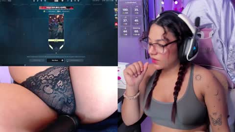 Snapshot of petitesofia_ chatting on February 5, 2025, 3:09 pm Sofia online show from February 5, 2025, 3:09 pm