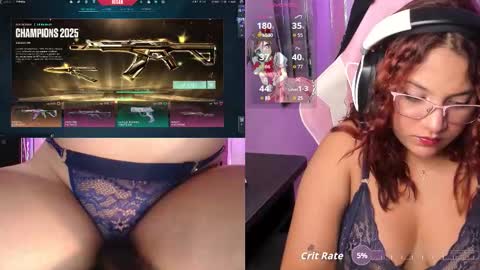 Snapshot of petitesofia_ chatting on September 19, 2025, 3:24 pm Sofia online show from September 19, 2025, 3:24 pm