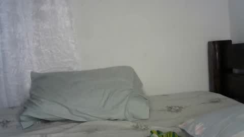 Snapshot of pettite_cora1 chatting on November 9, 2025, 4:38 pm pettite_cora1 online show from November 9, 2025, 4:38 pm