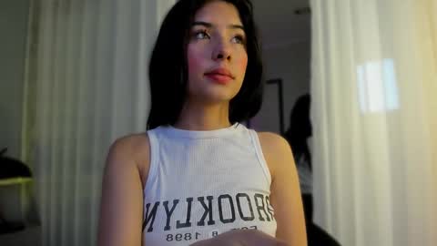 Snapshot of peytonn_monroe chatting on October 27, 2025, 8:35 pm peytonn_monroe online show from October 27, 2025, 8:35 pm