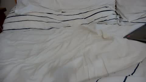 Pete online show from November 26, 2025, 3:13 pm