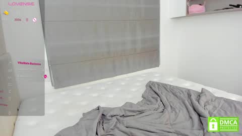 Snapshot of phantom_wave chatting on January 25, 2025, 4:03 pm Sezim online show from January 25, 2025, 4:03 pm