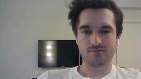 PhilipBorison online show from September 11, 2025, 5:29 am