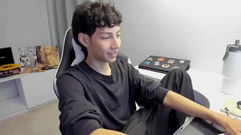 Phil.   INDEPENDENT MODEL online show from March 8, 2025, 7:38 am