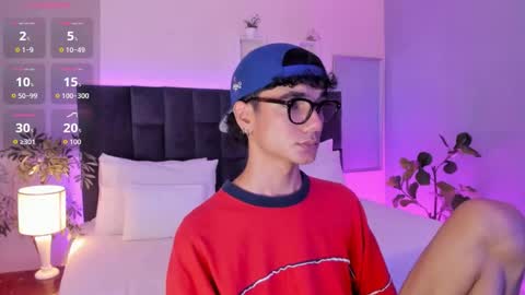 Phillip online show from November 14, 2025, 9:46 pm