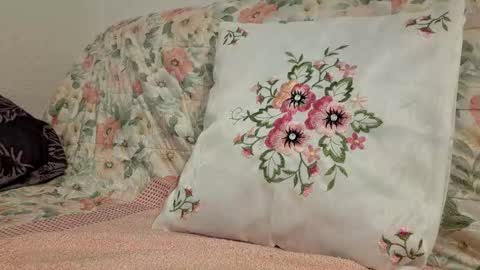 philos1979 online show from October 20, 2025, 5:24 pm