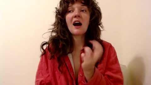 Snapshot of philosophies123 chatting on January 13, 2025, 11:17 pm sophie online show from January 13, 2025, 11:17 pm