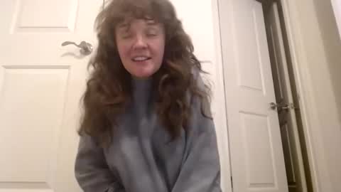 Snapshot of philosophies123 chatting on January 21, 2025, 10:30 pm sophie online show from January 21, 2025, 10:30 pm