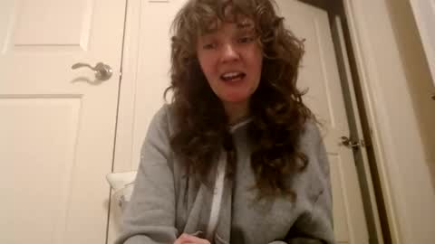 Snapshot of philosophies123 chatting on January 23, 2025, 12:04 am sophie online show from January 23, 2025, 12:04 am