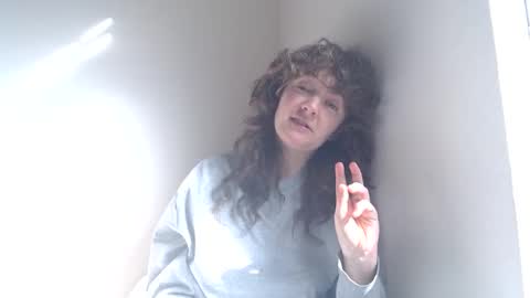 Snapshot of philosophies123 chatting on February 1, 2025, 4:00 pm sophie online show from February 1, 2025, 4:00 pm