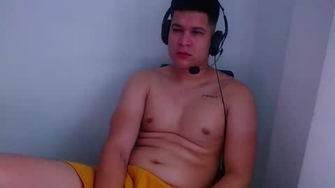 Snapshot of phoenixgnz08 chatting on January 28, 2025, 11:38 am AdnierGnz online show from January 28, 2025, 11:38 am