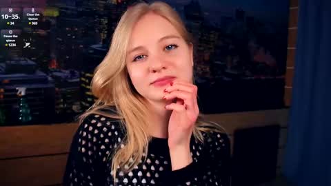 Snapshot of phyllisearney chatting on March 3, 2025, 7:32 am Hann G. Jones online show from March 3, 2025, 7:32 am