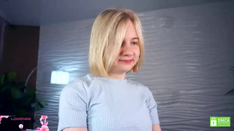 Snapshot of phyllisearney chatting on October 24, 2025, 5:37 am Hann G. Jones online show from October 24, 2025, 5:37 am