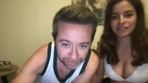 pia_couple online show from November 15, 2025, 8:27 pm
