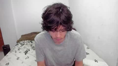 Snapshot of picaszomilos350 chatting on November 12, 2025, 11:10 am picaszomilos350 online show from November 12, 2025, 11:10 am