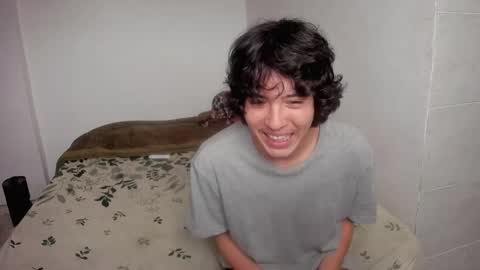 Snapshot of picaszomilos350 chatting on November 18, 2025, 12:09 pm picaszomilos350 online show from November 18, 2025, 12:09 pm