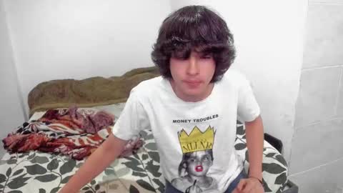 Snapshot of picaszomilos350 chatting on November 26, 2025, 11:22 am picaszomilos350 online show from November 26, 2025, 11:22 am