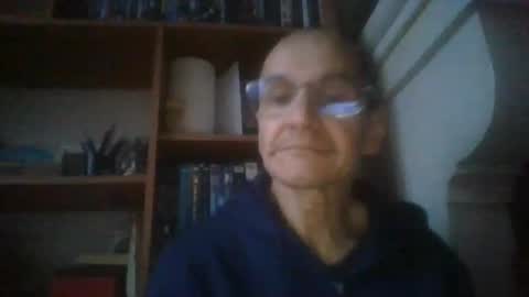 Snapshot of pichoun71 chatting on December 28, 2024, 7:33 am pichoun71 online show from December 28, 2024, 7:33 am