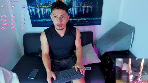 Snapshot of piggy_eddy chatting on October 5, 2025, 3:21 pm Eddy Brock... Its a pleasure to talk to... online show from October 5, 2025, 3:21 pm