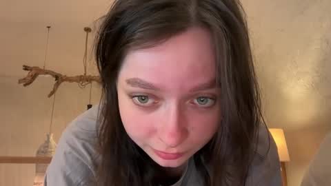 Trisha     online show from February 18, 2025, 11:33 am