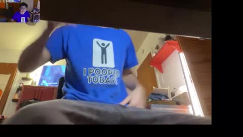 Snapshot of pillsburydoughboi69 chatting on October 25, 2025, 11:43 pm Help me use plug online show from October 25, 2025, 11:43 pm