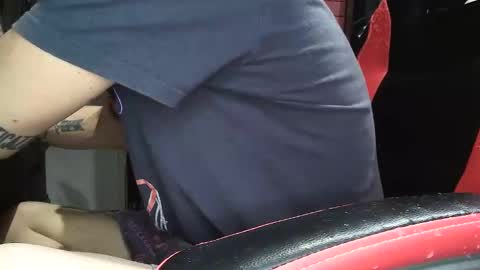 Snapshot of pils001 chatting on September 21, 2025, 8:32 pm Pils online show from September 21, 2025, 8:32 pm