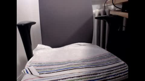 Snapshot of pimmel10 chatting on January 11, 2025, 7:27 pm pimmel10 online show from January 11, 2025, 7:27 pm