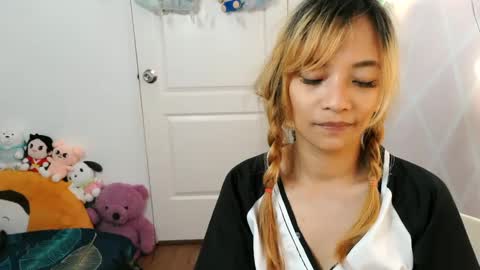 Snapshot of pinay_beauty14 chatting on January 29, 2025, 3:33 am pinay beauty14 online show from January 29, 2025, 3:33 am