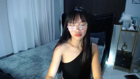 Snapshot of pinay_slutx chatting on March 5, 2025, 5:29 am dee online show from March 5, 2025, 5:29 am