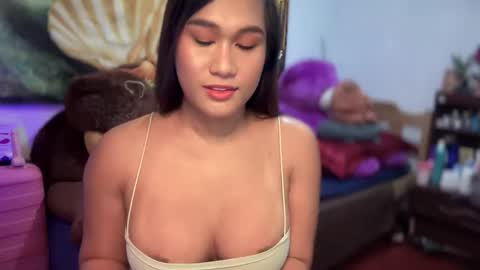 Snapshot of pinay_sofiexx chatting on September 13, 2025, 8:41 pm sofielove online show from September 13, 2025, 8:41 pm