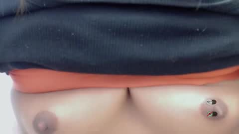 Snapshot of pinay_sweetgirl_ chatting on October 17, 2025, 3:14 pm pinay_sweetgirl_ online show from October 17, 2025, 3:14 pm