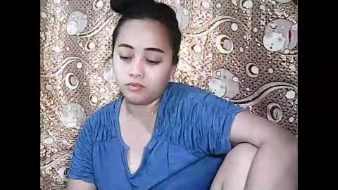 pinayexoticbeauty21 online show from December 16, 2025, 2:22 pm