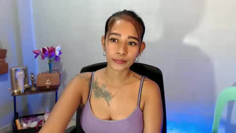 pinaymorena_renelda online show from November 20, 2025, 6:24 am