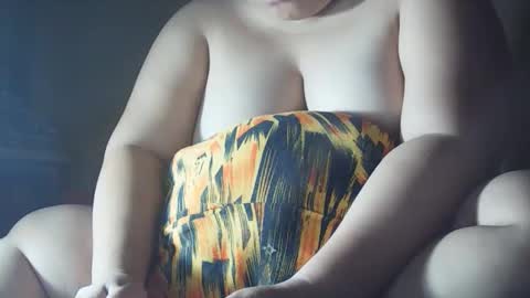 Snapshot of pinaysweet_couple chatting on December 17, 2025, 7:20 pm pinaysweet_couple online show from December 17, 2025, 7:20 pm