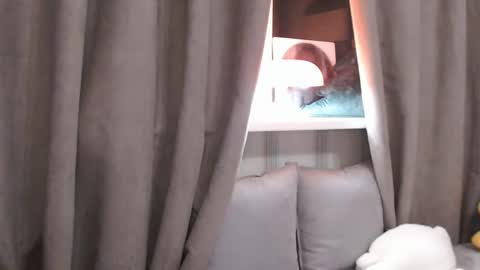       online show from January 16, 2025, 8:14 pm