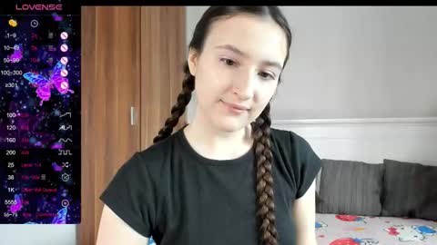 Snapshot of pingviluly chatting on September 29, 2025, 6:29 am pingviluly online show from September 29, 2025, 6:29 am