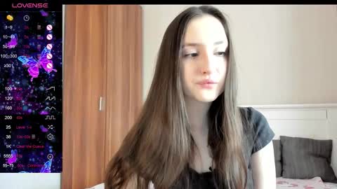 Snapshot of pingviluly chatting on November 15, 2025, 7:05 am pingviluly online show from November 15, 2025, 7:05 am