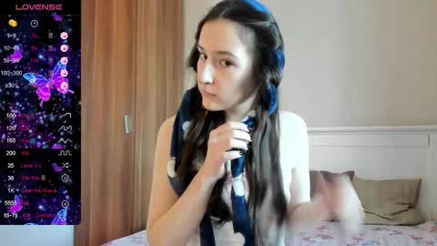 Snapshot of pingviluly chatting on November 16, 2025, 7:03 am pingviluly online show from November 16, 2025, 7:03 am