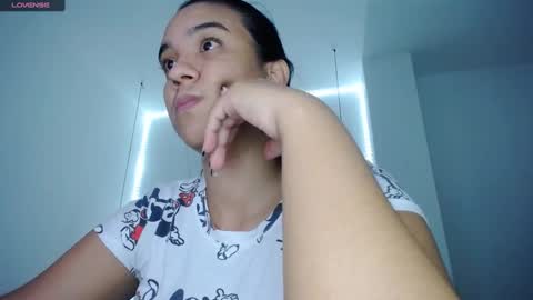 tiffany online show from February 19, 2025, 8:20 pm